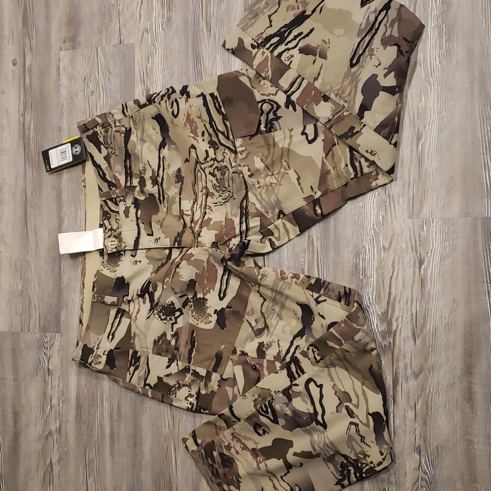 40x30 Men's Under Armour Barren Camo Pants NWT